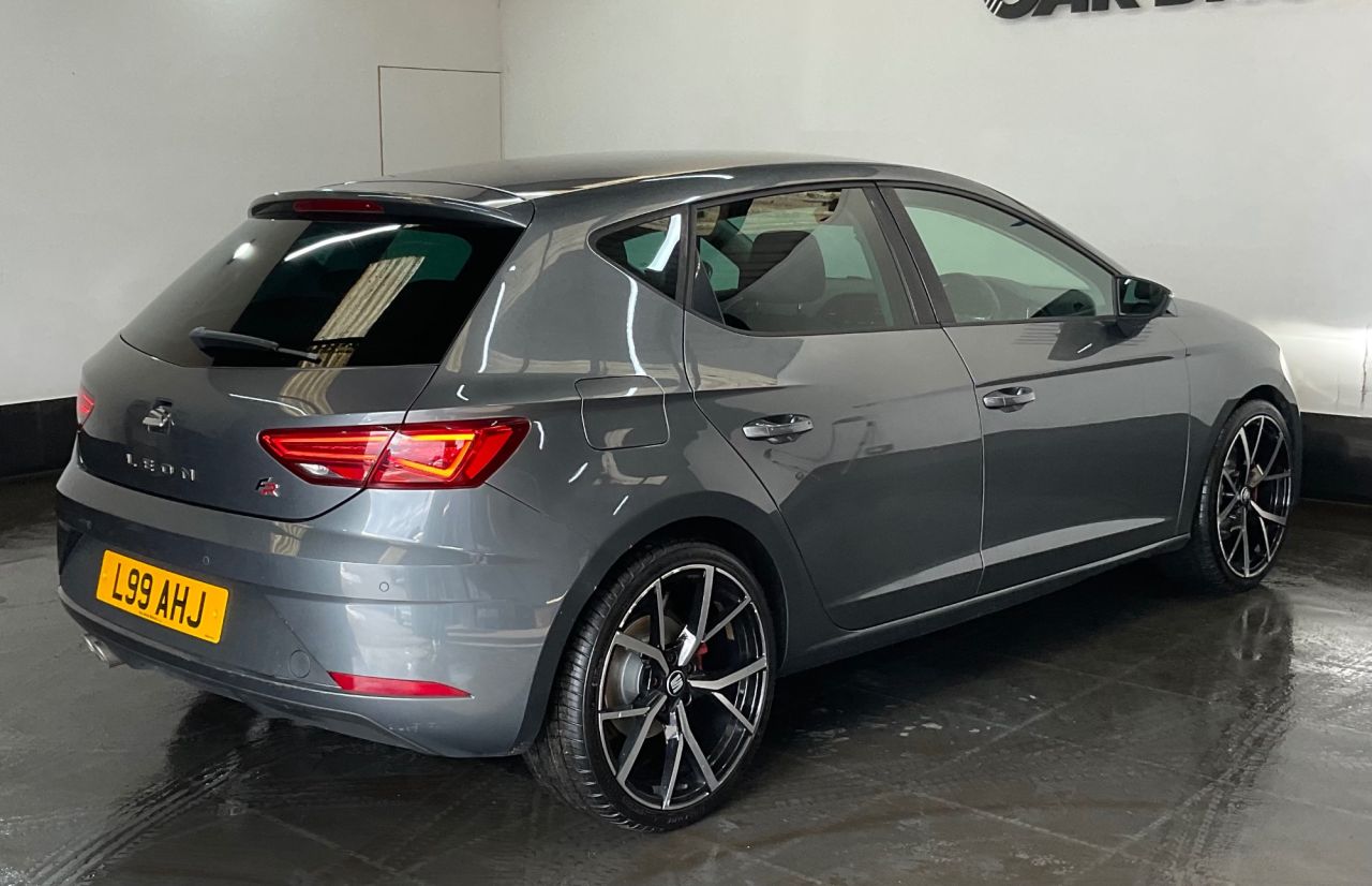 2017 SEAT LEON 2.0 TDI FR Technology Hatchback 5dr Diesel Manual Euro 6 (s/s) (184 ps) - vehicle photo 9 for sale on PureCar