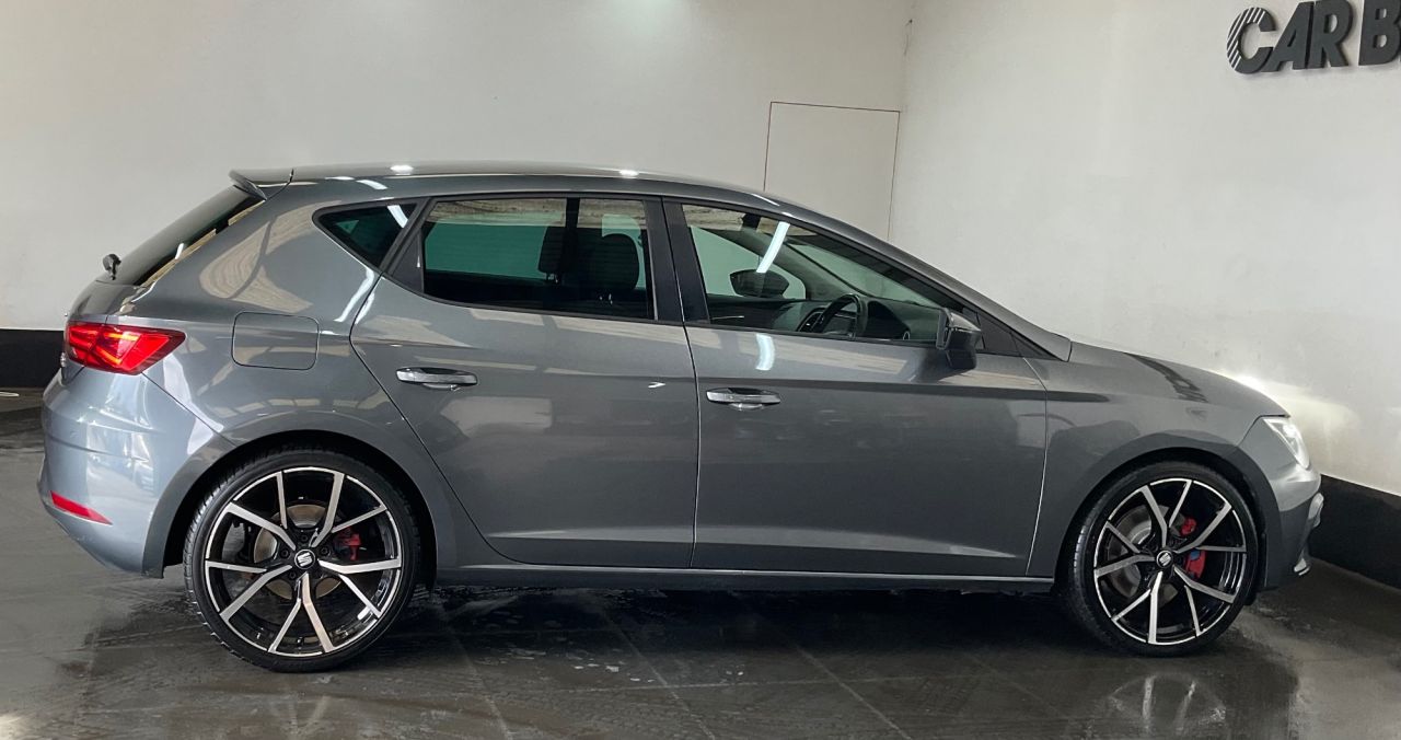 2017 SEAT LEON 2.0 TDI FR Technology Hatchback 5dr Diesel Manual Euro 6 (s/s) (184 ps) - vehicle photo 10 for sale on PureCar