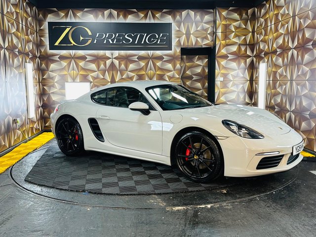2019 Porsche 718 Cayman