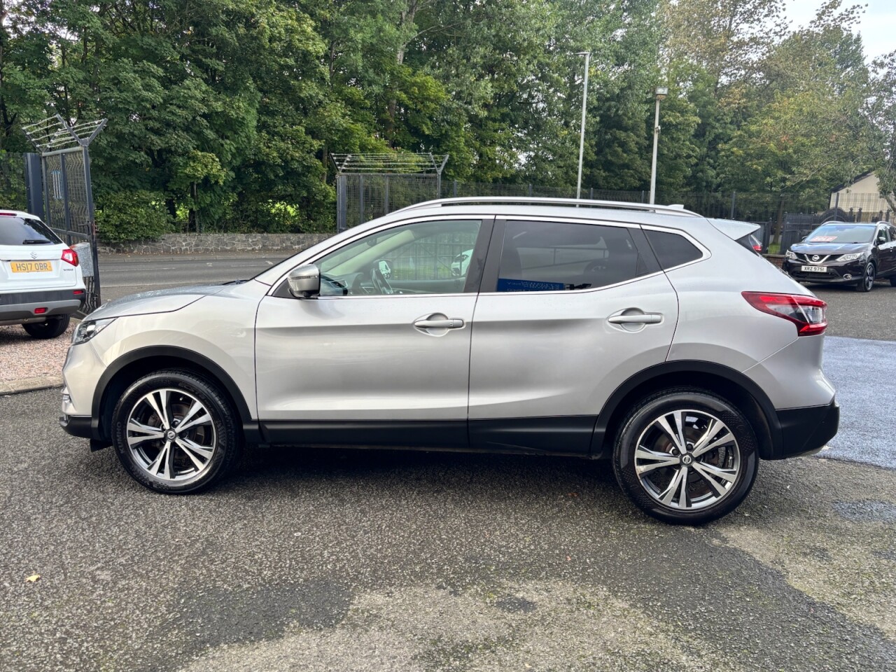 2018 NISSAN QASHQAI 1.5 dCi N-Connecta SUV 5dr Diesel Manual Euro 6 (s/s) (110 ps) - vehicle photo 4 for sale on PureCar