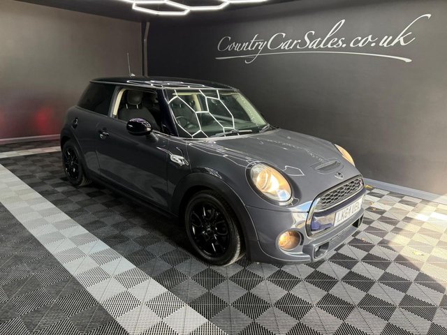 2014 MINI Hatch