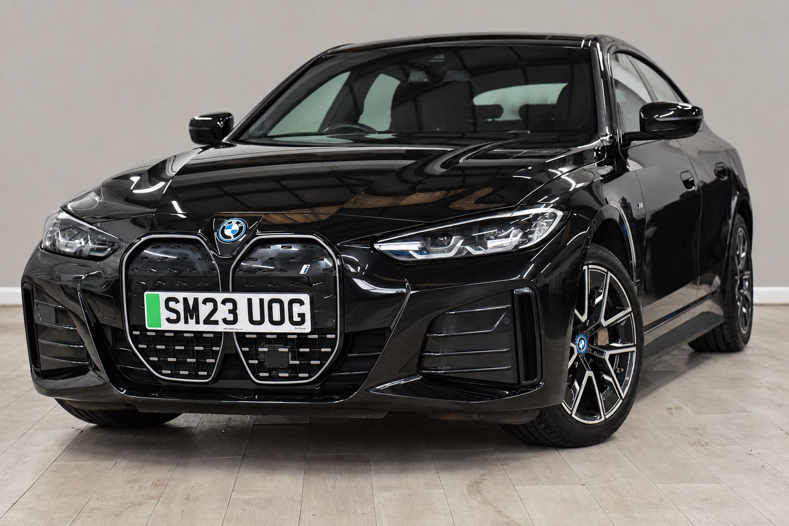 2023 BMW i4