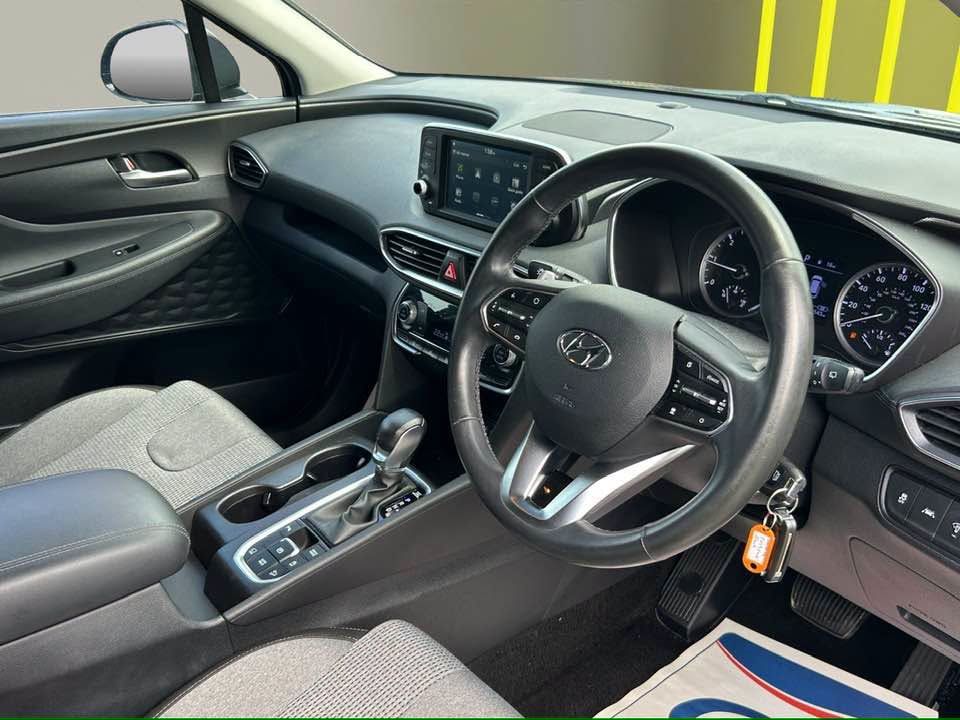 2019 HYUNDAI SANTA FE 2.2 CRDi SE SUV 5dr Diesel Auto Euro 6 (s/s) 7 Seat (200 ps) - vehicle photo 9 for sale on PureCar
