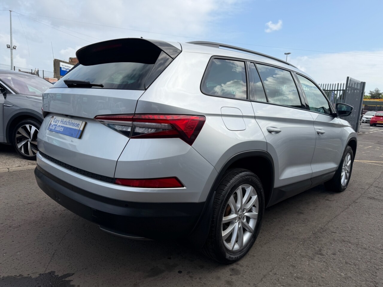 2023 SKODA KODIAQ 2.0 TDI SE Drive SUV 5dr Diesel DSG 4WD Euro 6 (s/s) (7 Seat) (150 ps) NI V - vehicle photo 32 for sale on PureCar