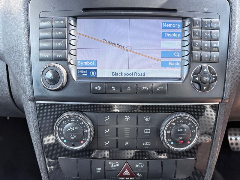 2006 Mercedes-Benz M Class in black — photo 14 of 21