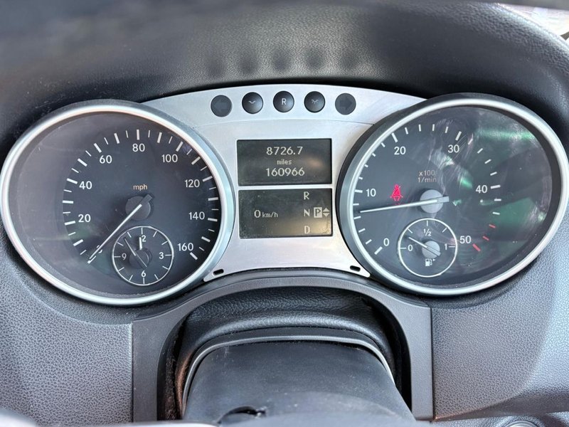 2006 Mercedes-Benz M Class in black — photo 15 of 21