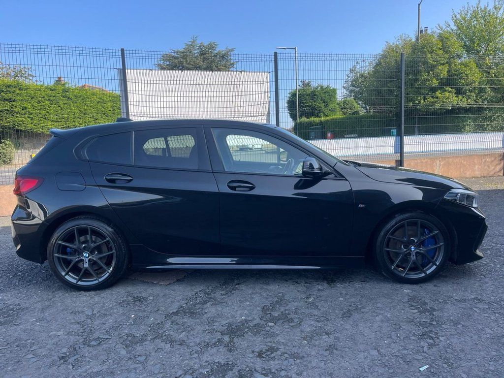 2020 BMW 1 SERIES 2.0 120d M Sport Hatchback 5dr Diesel Auto xDrive Euro 6 (s/s) (190 ps) - vehicle photo 6 for sale on PureCar