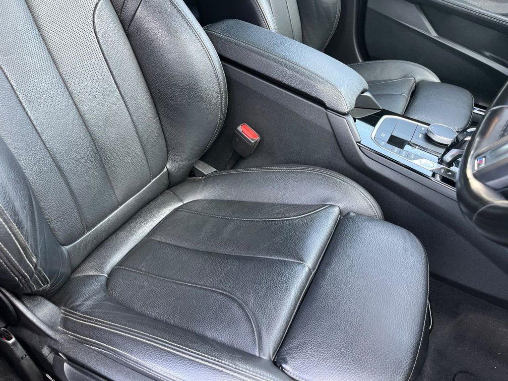 2020 BMW 1 SERIES 2.0 120d M Sport Hatchback 5dr Diesel Auto xDrive Euro 6 (s/s) (190 ps) - vehicle photo 28 for sale on PureCar