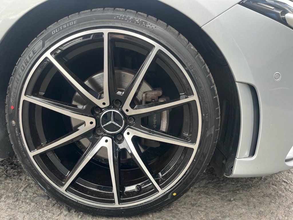 2020 MERCEDES A CLASS 1.3 A200 AMG Line (Executive) Hatchback 5dr Petrol 7G-DCT Euro 6 (s/s) (163 - vehicle photo 17 for sale on PureCar