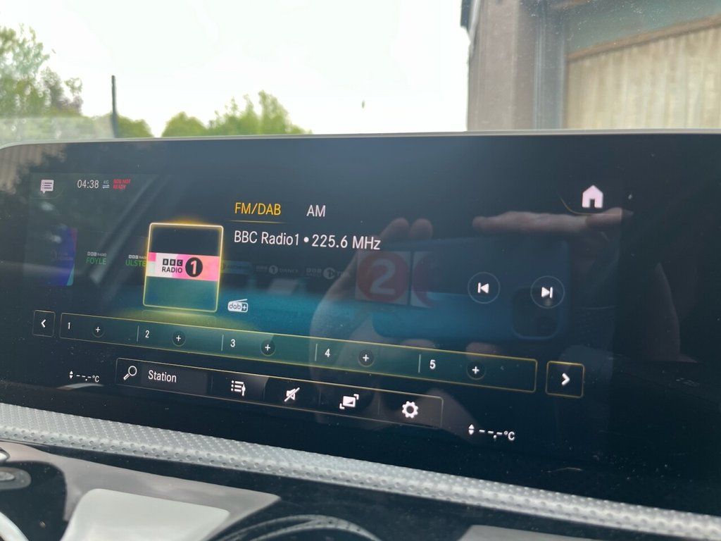 2020 MERCEDES A CLASS 1.3 A200 AMG Line (Executive) Hatchback 5dr Petrol 7G-DCT Euro 6 (s/s) (163 - vehicle photo 24 for sale on PureCar