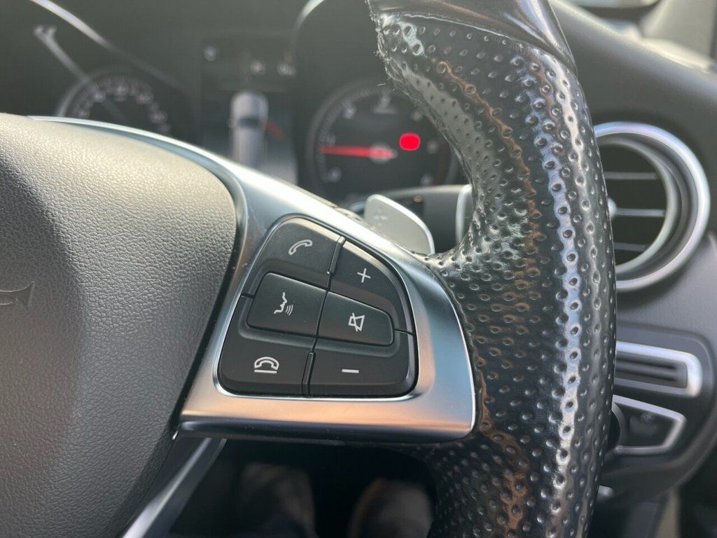 2017 MERCEDES GLC 2.1 GLC220d AMG Line (Premium Plus) SUV 5dr Diesel G-Tronic 4MATIC Euro 6 ( - vehicle photo 20 for sale on PureCar