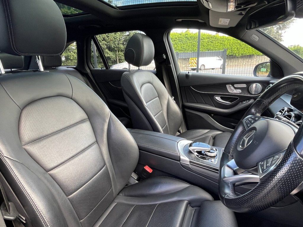 2017 MERCEDES GLC 2.1 GLC220d AMG Line (Premium Plus) SUV 5dr Diesel G-Tronic 4MATIC Euro 6 ( - vehicle photo 29 for sale on PureCar