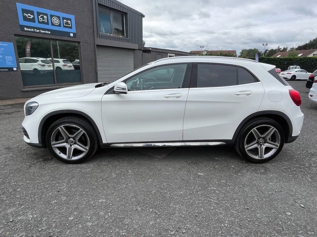2018 MERCEDES GLA 2.1 GLA220d AMG Line SUV 5dr Diesel 7G-DCT 4MATIC Euro 6 (s/s) (177 ps) - vehicle photo 5 for sale on PureCar