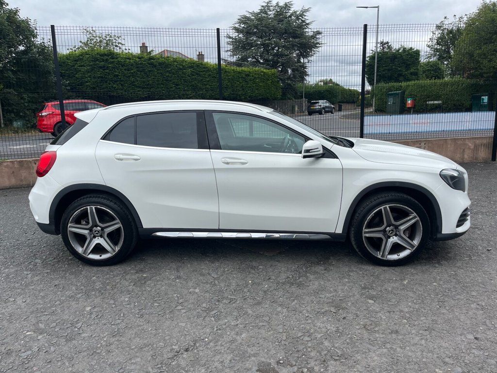 2018 MERCEDES GLA 2.1 GLA220d AMG Line SUV 5dr Diesel 7G-DCT 4MATIC Euro 6 (s/s) (177 ps) - vehicle photo 6 for sale on PureCar