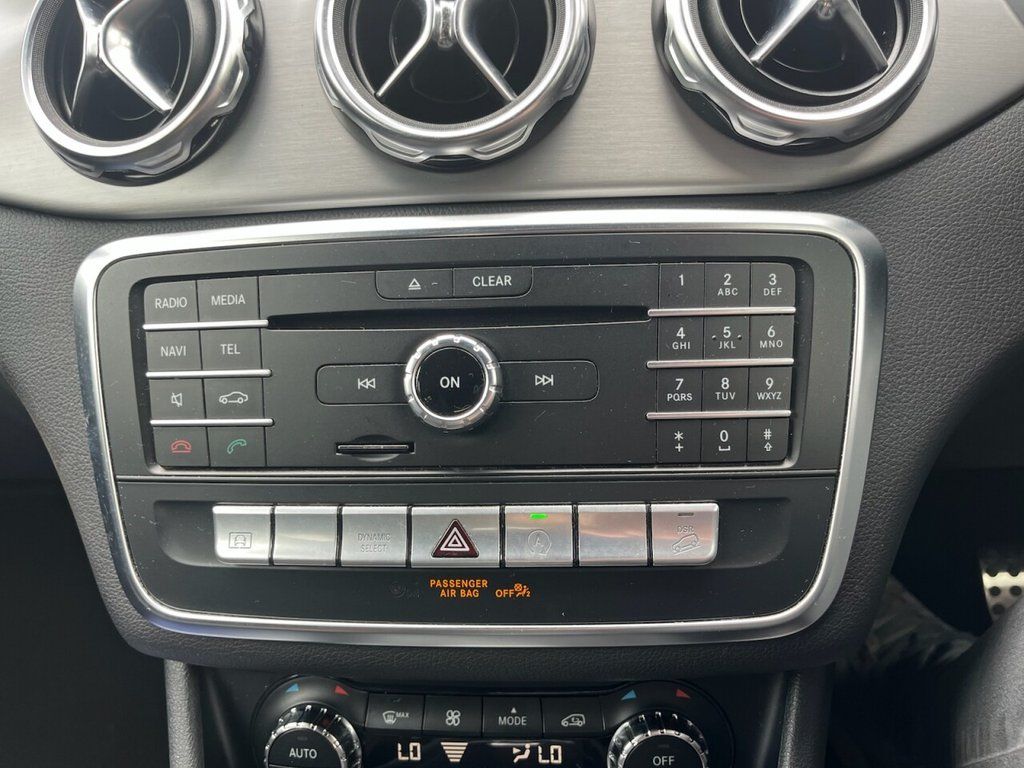2018 MERCEDES GLA 2.1 GLA220d AMG Line SUV 5dr Diesel 7G-DCT 4MATIC Euro 6 (s/s) (177 ps) - vehicle photo 14 for sale on PureCar