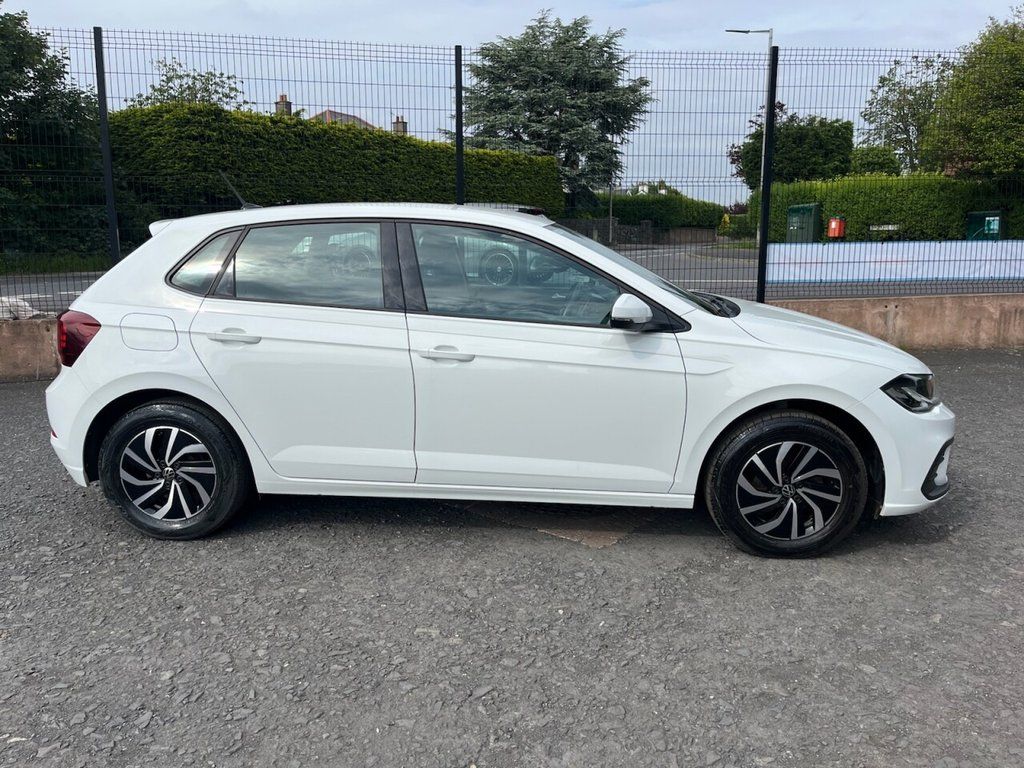 2023 VOLKSWAGEN POLO 1.0 EVO Life Hatchback 5dr Petrol Manual Euro 6 (s/s) (80 ps) - vehicle photo 9 for sale on PureCar