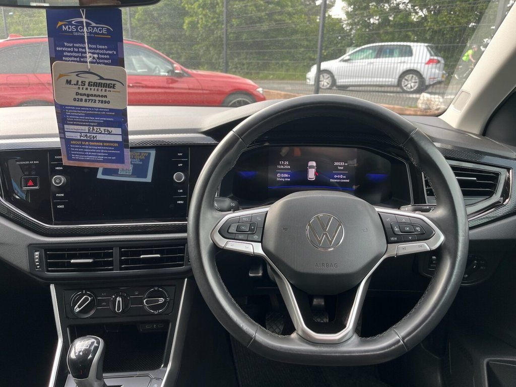 2023 VOLKSWAGEN POLO 1.0 EVO Life Hatchback 5dr Petrol Manual Euro 6 (s/s) (80 ps) - vehicle photo 15 for sale on PureCar