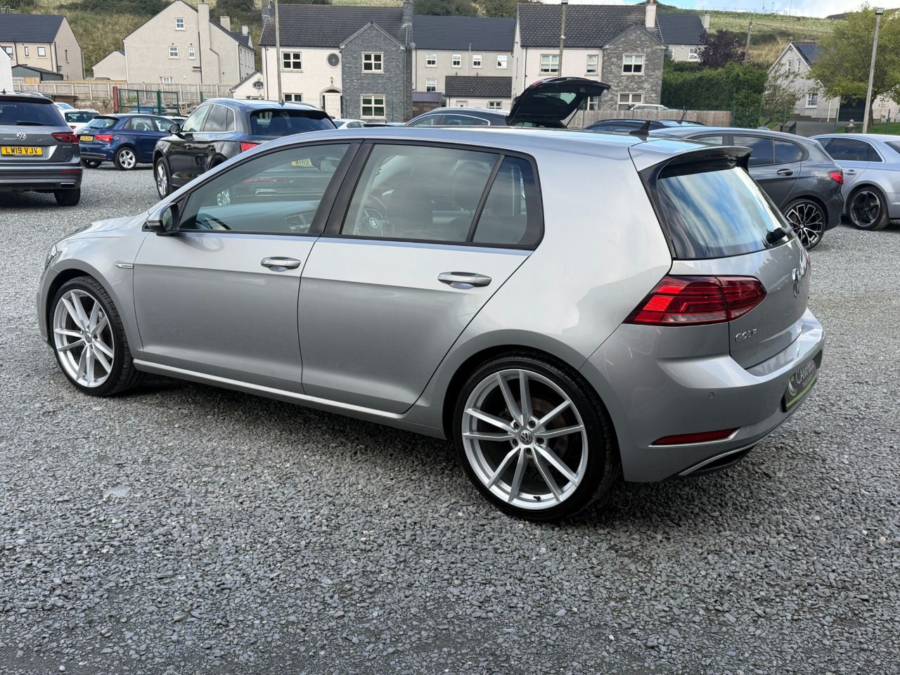 2018 VOLKSWAGEN GOLF 1.5 TSI EVO SE Nav Hatchback 5dr Petrol Manual Euro 6 (s/s) (130 ps) - vehicle photo 4 for sale on PureCar