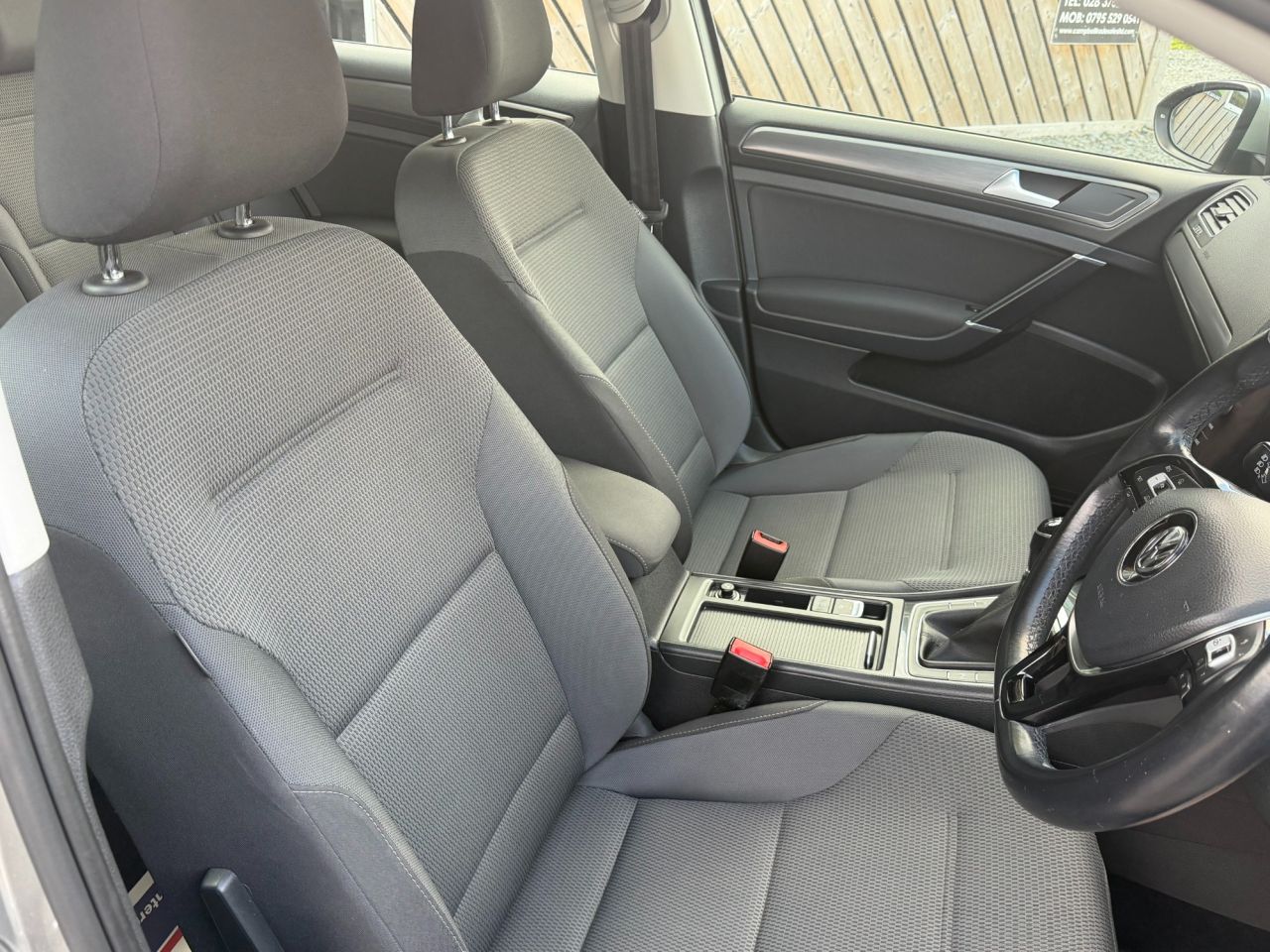 2018 VOLKSWAGEN GOLF 1.5 TSI EVO SE Nav Hatchback 5dr Petrol Manual Euro 6 (s/s) (130 ps) - vehicle photo 8 for sale on PureCar