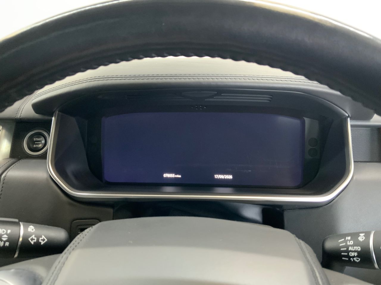 2018 LAND ROVER RANGE ROVER 4.4 SD V8 Autobiography SUV 5dr Diesel Auto 4WD Euro 6 (s/s) (339 ps) - vehicle photo 17 for sale on PureCar