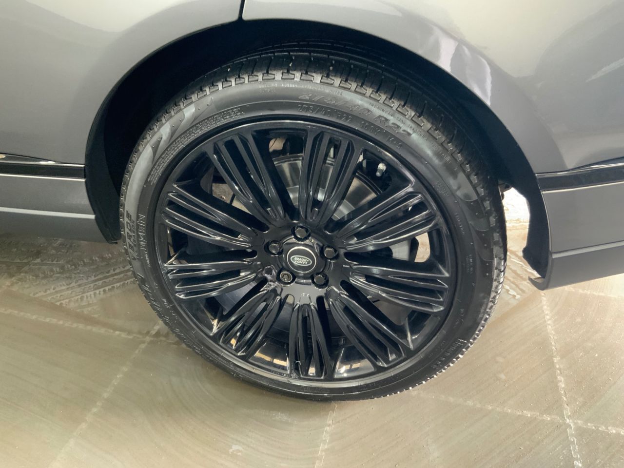 2018 LAND ROVER RANGE ROVER 4.4 SD V8 Autobiography SUV 5dr Diesel Auto 4WD Euro 6 (s/s) (339 ps) - vehicle photo 29 for sale on PureCar