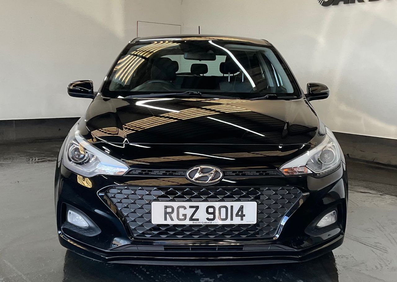2020 HYUNDAI I20 1.2 SE Launch Edition Hatchback 5dr Petrol Manual Euro 6 (s/s) (84 ps) - vehicle photo 3 for sale on PureCar