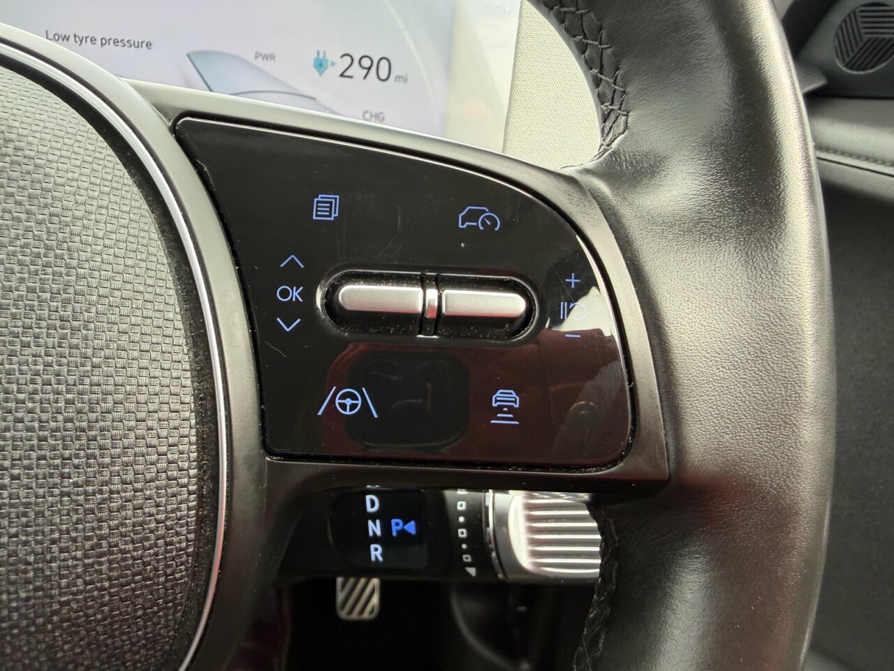 2022 HYUNDAI IONIQ 5 73kWh Ultimate Hatchback 5dr Electric Auto (217 ps) ONLY 62471 GENUINE MILE - vehicle photo 26 for sale on PureCar