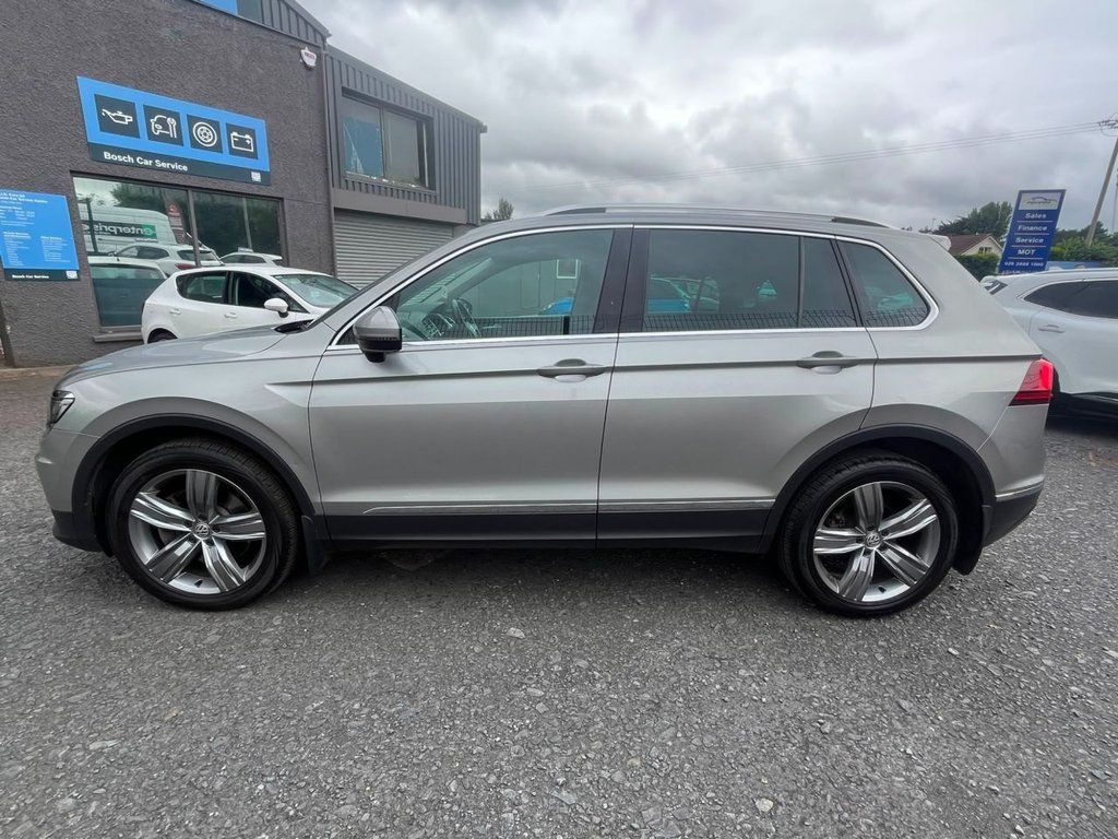 2019 VOLKSWAGEN TIGUAN 2.0 TDI SEL SUV 5dr Diesel DSG 4Motion Euro 6 (s/s) (190 ps) - vehicle photo 5 for sale on PureCar