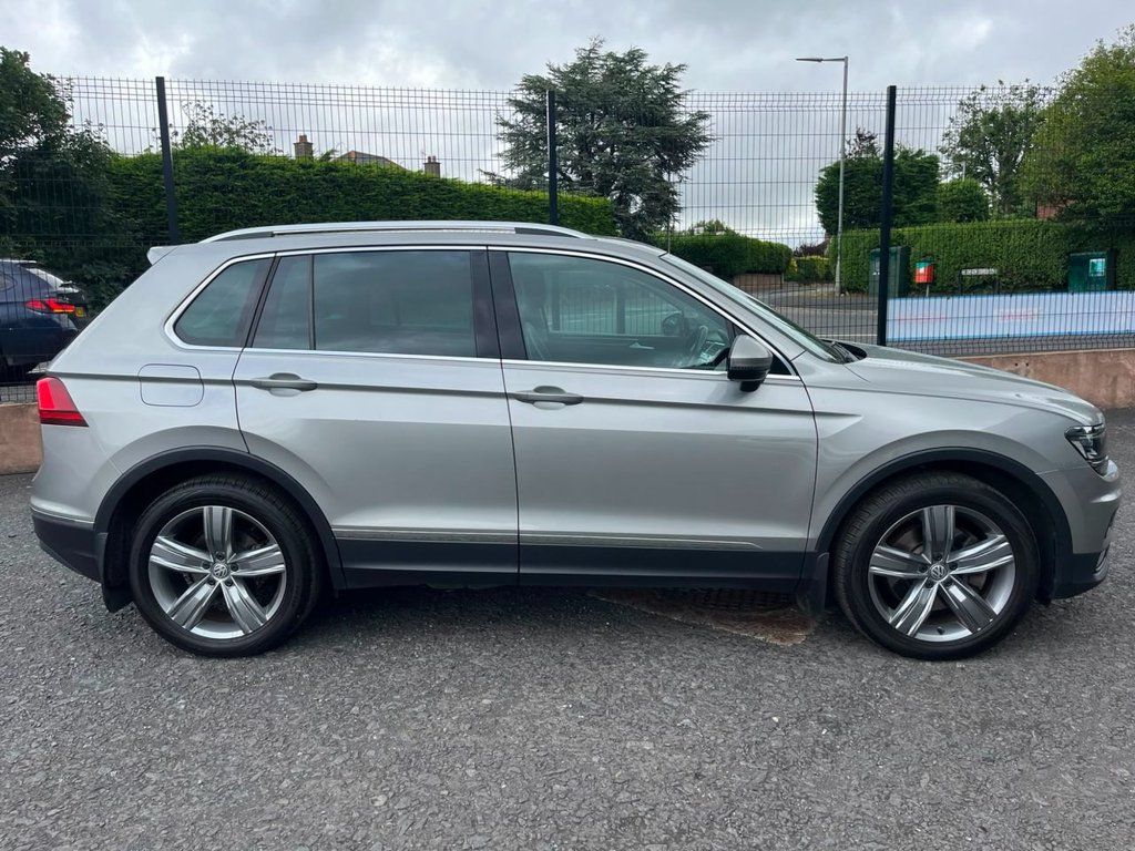 2019 VOLKSWAGEN TIGUAN 2.0 TDI SEL SUV 5dr Diesel DSG 4Motion Euro 6 (s/s) (190 ps) - vehicle photo 9 for sale on PureCar
