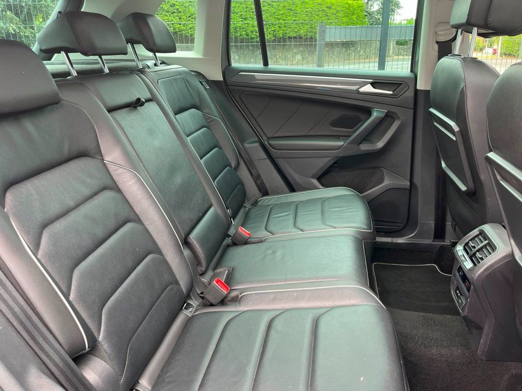 2019 VOLKSWAGEN TIGUAN 2.0 TDI SEL SUV 5dr Diesel DSG 4Motion Euro 6 (s/s) (190 ps) - vehicle photo 28 for sale on PureCar