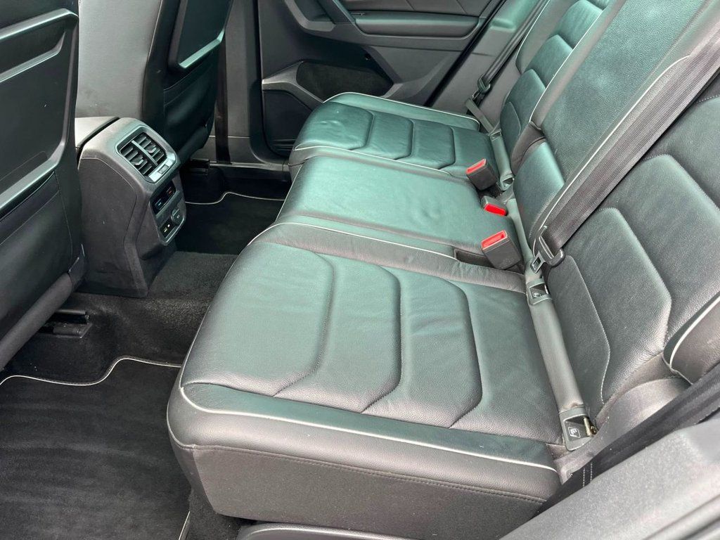 2019 VOLKSWAGEN TIGUAN 2.0 TDI SEL SUV 5dr Diesel DSG 4Motion Euro 6 (s/s) (190 ps) - vehicle photo 34 for sale on PureCar
