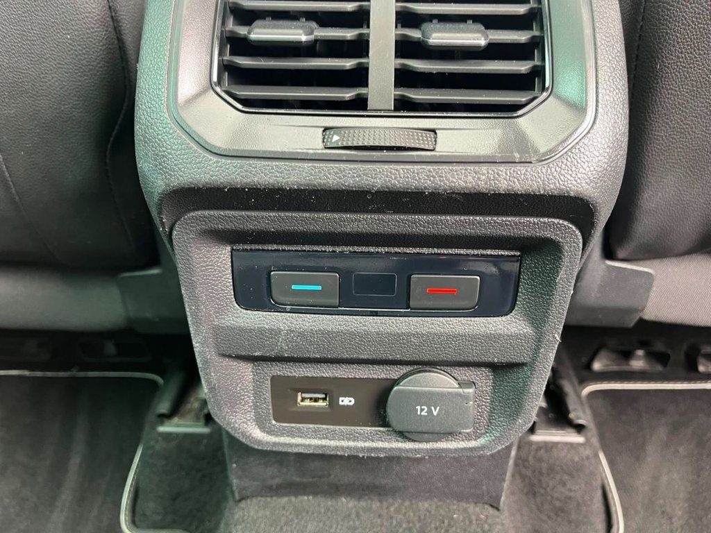 2019 VOLKSWAGEN TIGUAN 2.0 TDI SEL SUV 5dr Diesel DSG 4Motion Euro 6 (s/s) (190 ps) - vehicle photo 35 for sale on PureCar