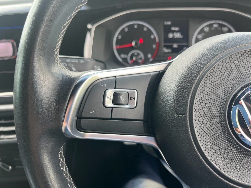 2020 VOLKSWAGEN POLO 1.0 TSI GPF R-Line Hatchback 5dr Petrol Manual Euro 6 (s/s) (115 ps) - vehicle photo 17 for sale on PureCar