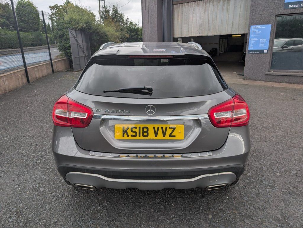 2018 MERCEDES GLA 2.1 GLA200d Sport SUV 5dr Diesel Manual Euro 6 (s/s) (136 ps) - vehicle photo 7 for sale on PureCar