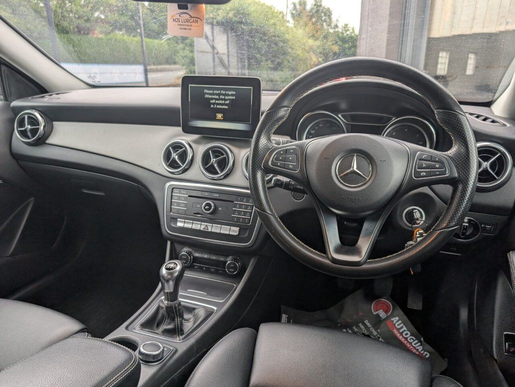 2018 MERCEDES GLA 2.1 GLA200d Sport SUV 5dr Diesel Manual Euro 6 (s/s) (136 ps) - vehicle photo 14 for sale on PureCar