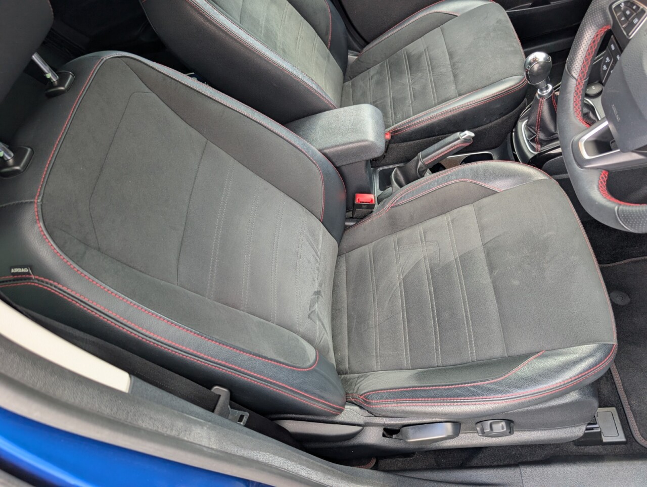 2019 FORD ECOSPORT 1.0T EcoBoost GPF ST-Line SUV 5dr Petrol Manual Euro 6 (s/s) (125 ps) - vehicle photo 29 for sale on PureCar