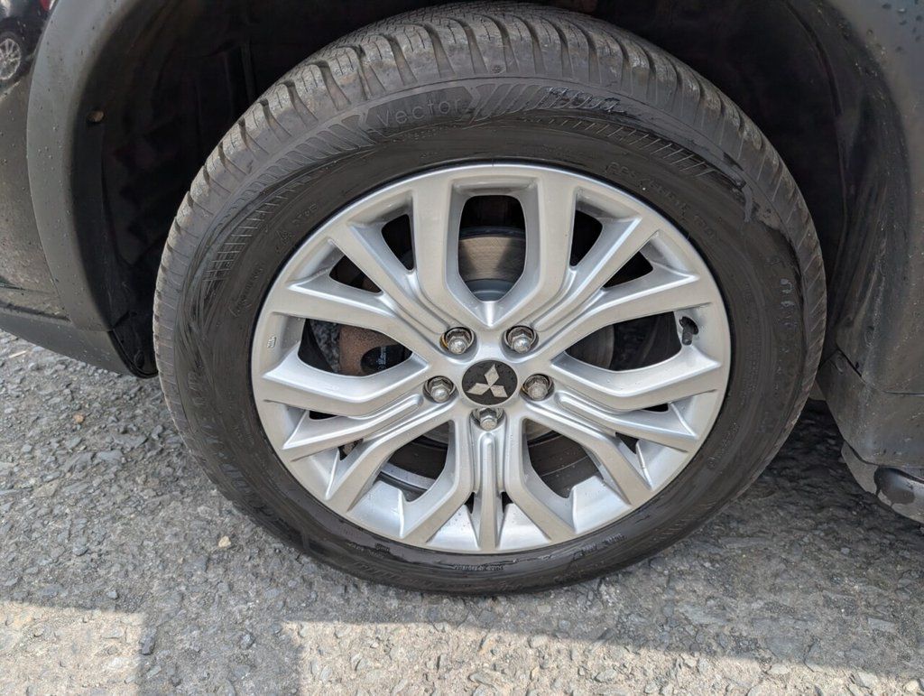 2020 MITSUBISHI ASX 1.6 Black SUV 5dr Petrol Manual Euro 6 (117 ps) - vehicle photo 11 for sale on PureCar