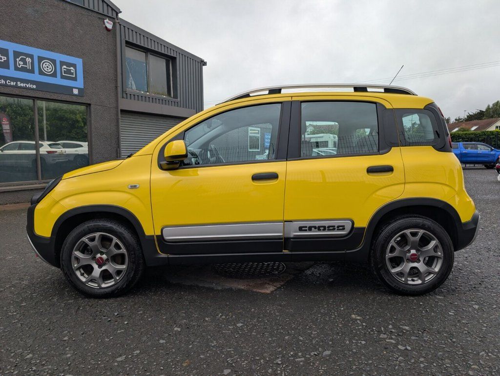 2020 FIAT PANDA 1.2 City Cross Hatchback 5dr Petrol Manual Euro 6 (s/s) (69 bhp) - vehicle photo 6 for sale on PureCar