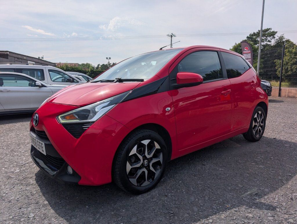 2019 TOYOTA AYGO 1.0 VVT-i x-plore Hatchback 5dr Petrol Manual Euro 6 (71 ps) - vehicle photo 4 for sale on PureCar