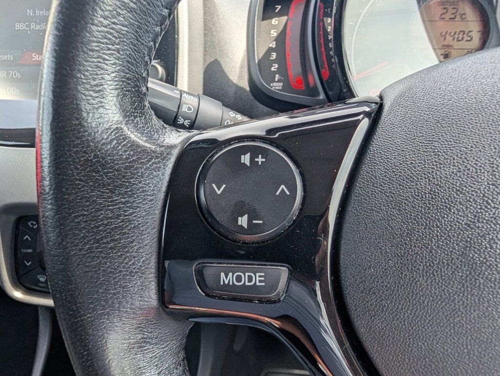 2019 TOYOTA AYGO 1.0 VVT-i x-plore Hatchback 5dr Petrol Manual Euro 6 (71 ps) - vehicle photo 17 for sale on PureCar