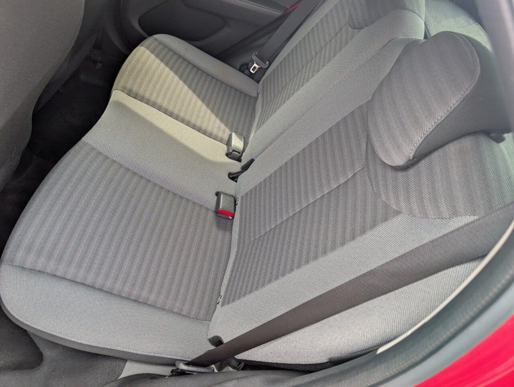 2019 TOYOTA AYGO 1.0 VVT-i x-plore Hatchback 5dr Petrol Manual Euro 6 (71 ps) - vehicle photo 32 for sale on PureCar