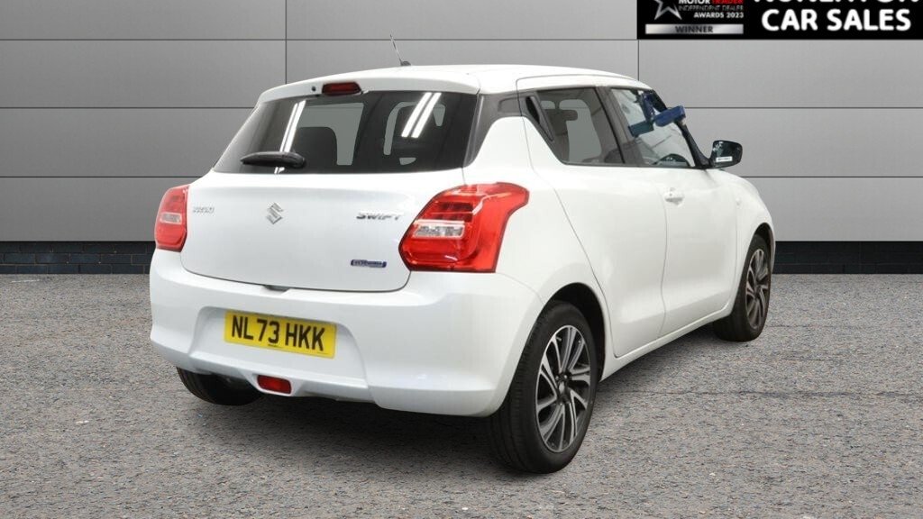 2023 Suzuki Swift — image 3