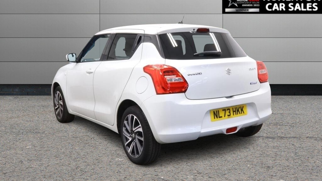 2023 Suzuki Swift — image 5