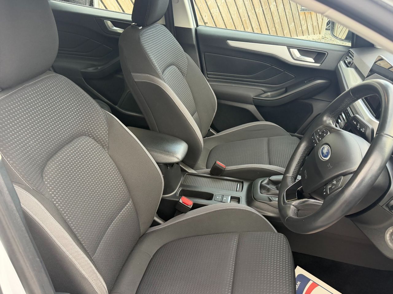 2019 FORD FOCUS 1.5 EcoBlue Zetec Hatchback 5dr Diesel Manual Euro 6 (s/s) (120 ps) - vehicle photo 8 for sale on PureCar