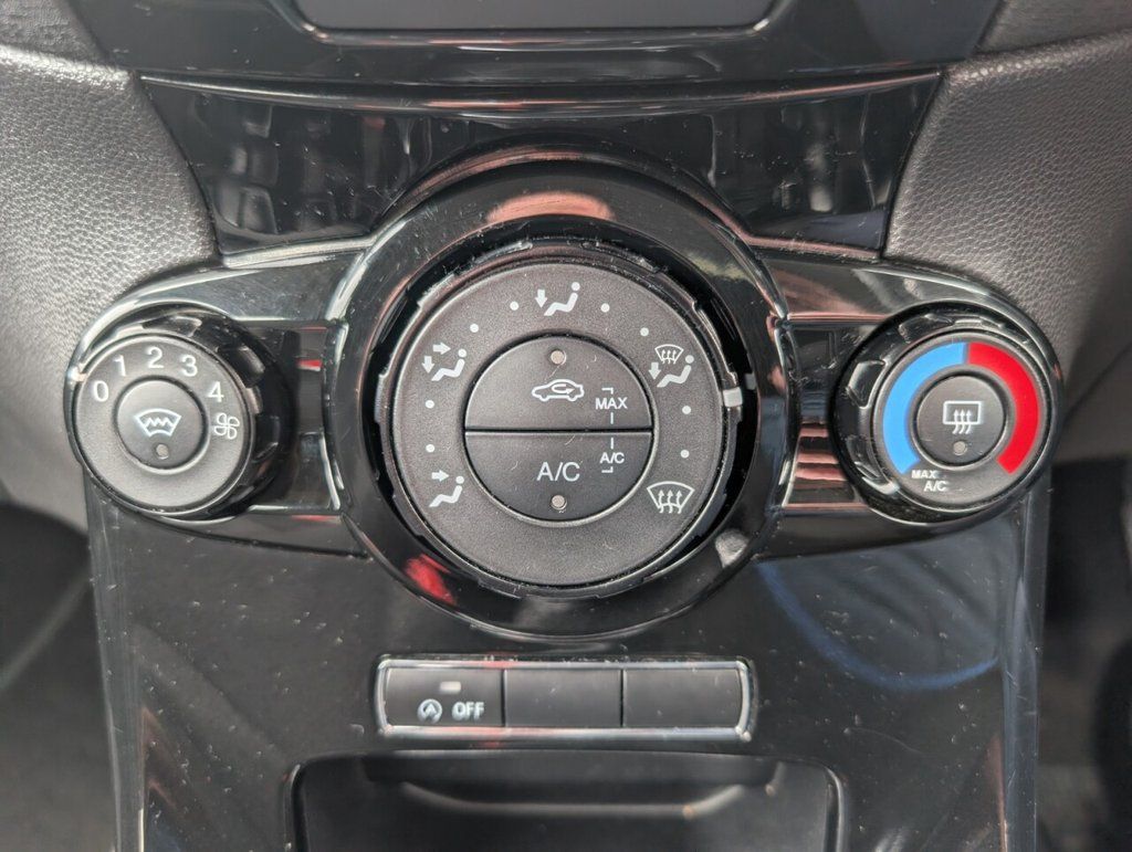 2014 FORD FIESTA 1.0T EcoBoost Zetec Hatchback 5dr Petrol Manual Euro 5 (s/s) (100 ps) - vehicle photo 20 for sale on PureCar