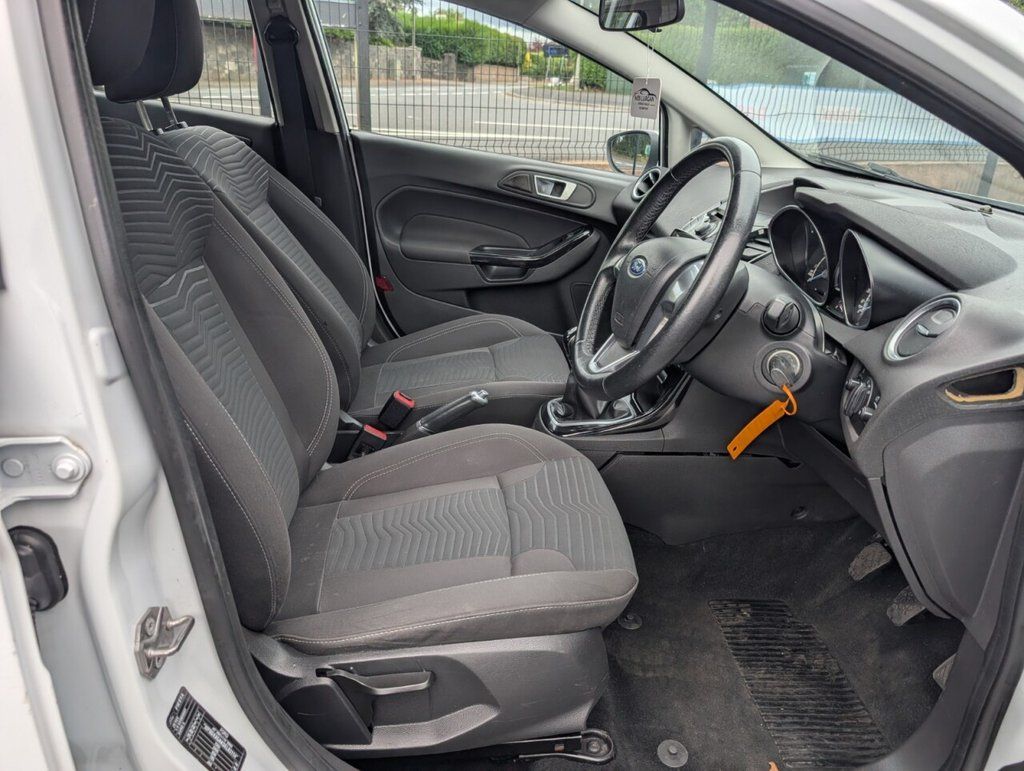 2014 FORD FIESTA 1.0T EcoBoost Zetec Hatchback 5dr Petrol Manual Euro 5 (s/s) (100 ps) - vehicle photo 22 for sale on PureCar
