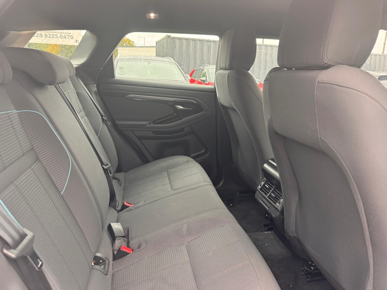 2019 LAND ROVER RANGE ROVER EVOQUE 2.0 D150 R-Dynamic SUV 5dr Diesel Manual FWD Euro 6 (s/s) (150 ps) - vehicle photo 7 for sale on PureCar