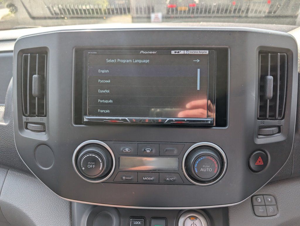 2014 NISSAN e-NV200 Acenta Panel Van 5dr Electric Auto SWB (Rapid) (109 ps) - vehicle photo 24 for sale on PureCar