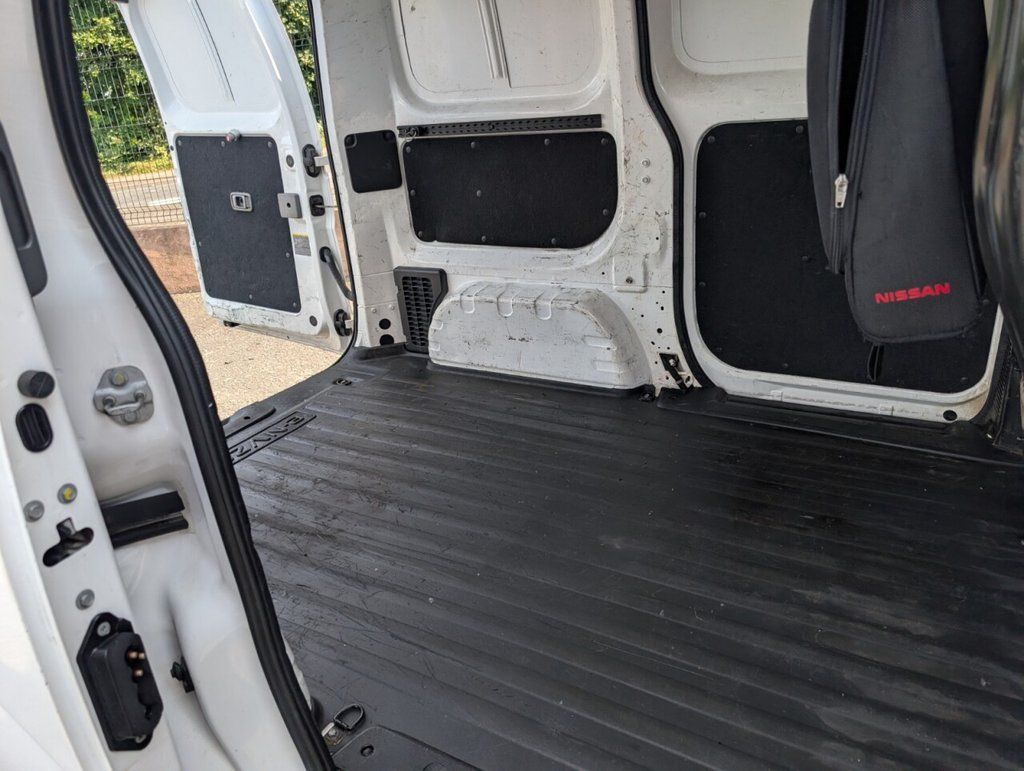 2014 NISSAN e-NV200 Acenta Panel Van 5dr Electric Auto SWB (Rapid) (109 ps) - vehicle photo 35 for sale on PureCar