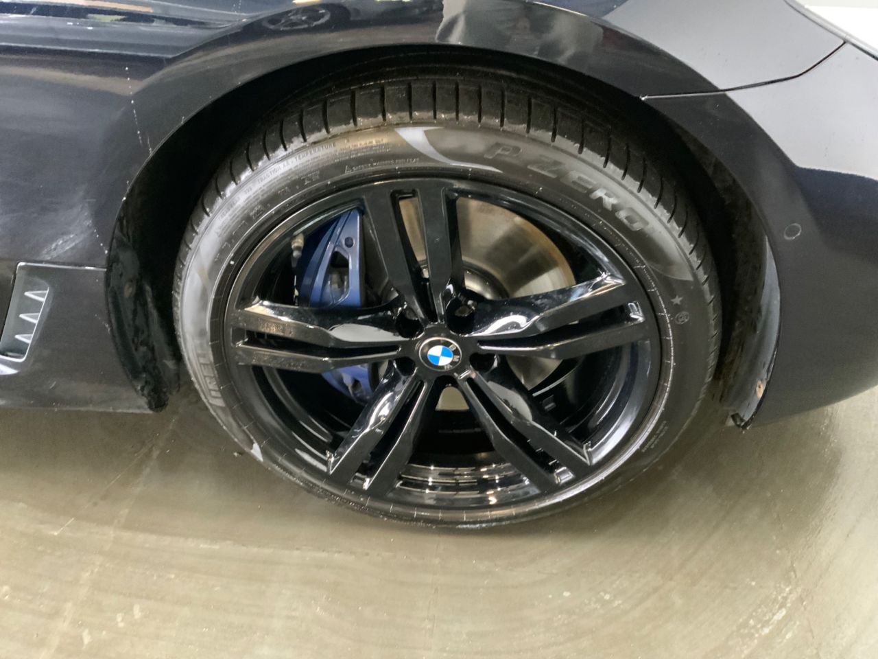 2018 BMW 6 SERIES GRAN TURISMO 3.0 630d M Sport GT 5dr Diesel Auto xDrive Euro 6 (s/s) (265 ps) - vehicle photo 14 for sale on PureCar